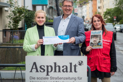 Katharina Sterzer, Christian Weske, Asphalt-Verkäuferin Kathrin (v.l.n.r.)